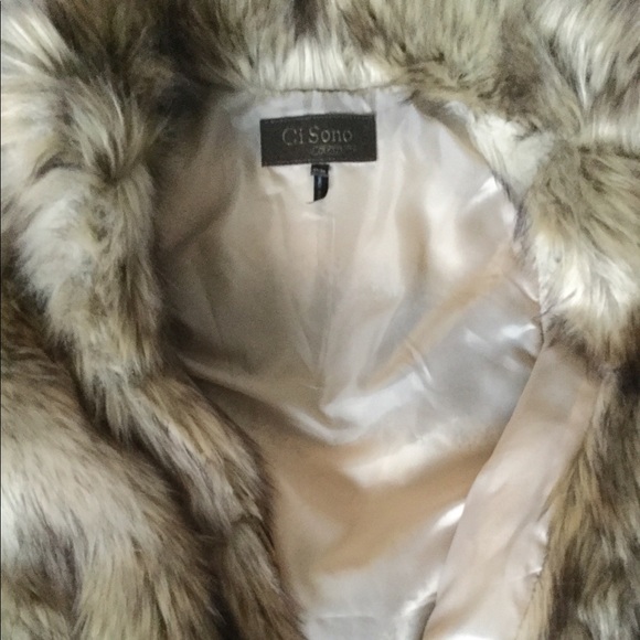 Faux Fur Jacket Vest - Picture 3 of 8